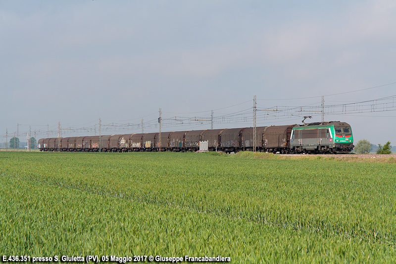 Treno Merci Captrain CTI con Locomotiva Elettrica E.436.351 Foto Giuseppe Francabandiera