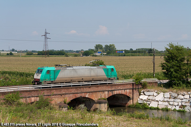 Treno LIS con Locomotiva Elettrica E.483.015 Foto Giuseppe Francabandiera