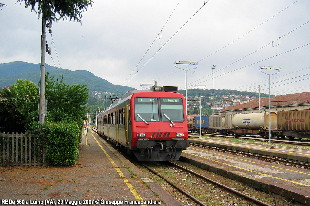 Treno Rete Celere S3 con Automotrice Elettrica RBDe 560 Foto Giuseppe Francabandiera