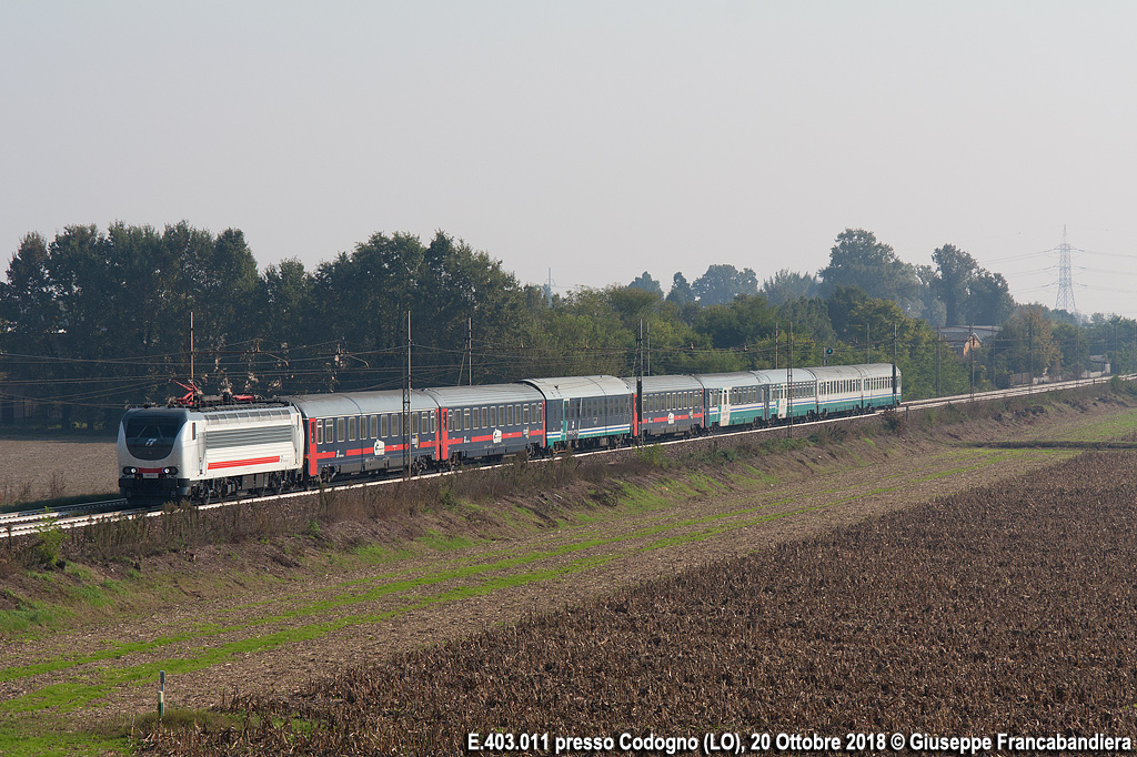 Treno Intercity Notte ICN Trenitalia con Locomotiva Elettrica E.403.011 Foto Giuseppe Francabandiera