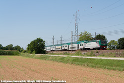 E464 Foto Ferroviaria di Giuseppe Francabandiera