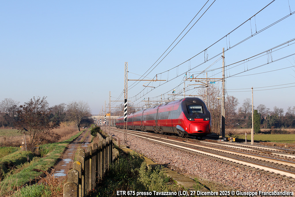 Treno AV Alta Velocit� Italo con Elettrotreno ETR 675 n�25 Foto Giuseppe Francabandiera
